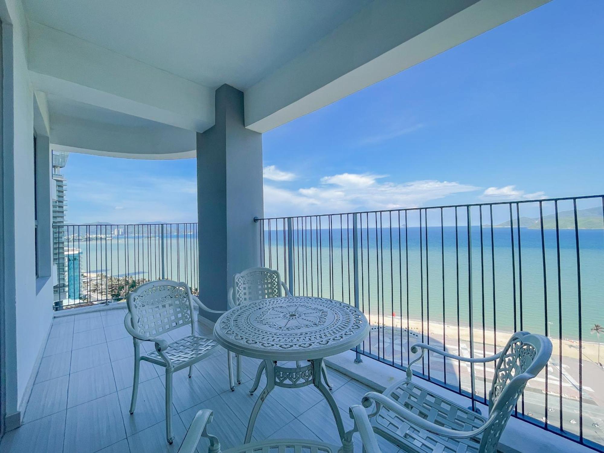 Luxury Seaview Panorama Nha Trang By Luna Экстерьер фото