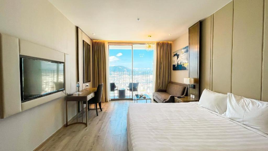 Luxury Seaview Panorama Nha Trang By Luna Экстерьер фото