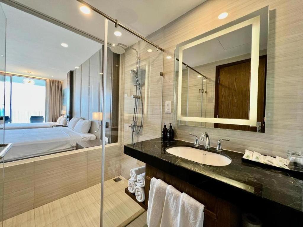 Luxury Seaview Panorama Nha Trang By Luna Экстерьер фото